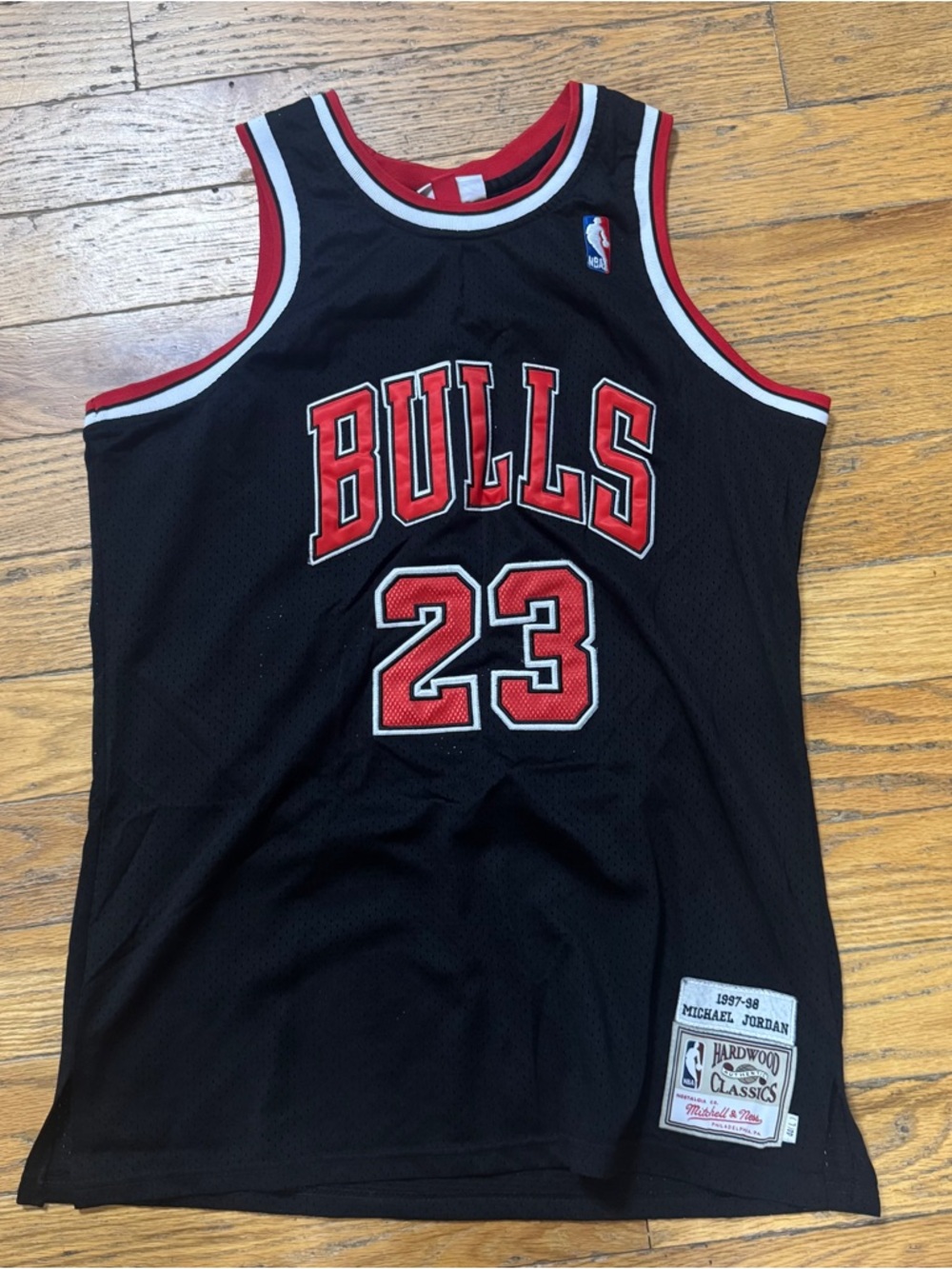 Michael Jordan Bull jersey Mitchell & Ness